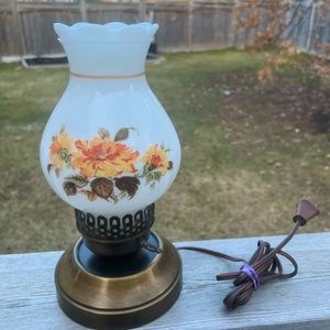 Vintage Milk glass floral Lamp 11” inches tall
